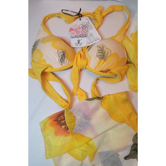 Vicki Vicki 4 Piece Floral Bikini With Matching Skirt & Cover Up ( 4pcs) Size S - Picture 4 of 6